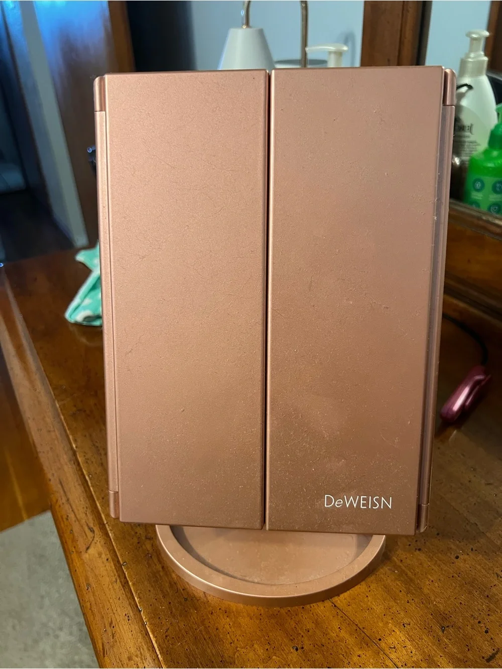 DeWEISN Foldable LED Makeup Mirror - Rose Gold
